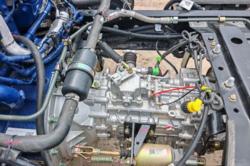 ����HOWO�Ῠ���� 140���� 4X2 LNG 4.08����س�ͼƬ