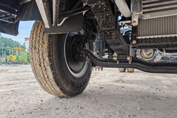 ����HOWO�Ῠ���� 140���� 4X2 LNG 4.08����س�ͼƬ