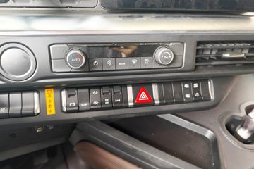 ��������(HOWO) TS ��ӯ�� ���� 490���� 6X4 12�� Σ��Ʒǣ����ͼƬ