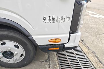 ����˧��ES6 ���Ŵ��綯��դʽ�Ῠ ����ʱ��140kWhͼƬ
