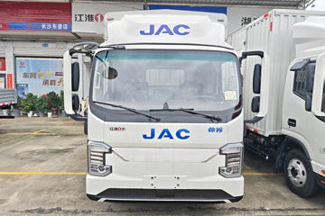 ����˧��ES6 ���Ŵ��綯��դʽ�Ῠ ����ʱ��140kWhͼƬ