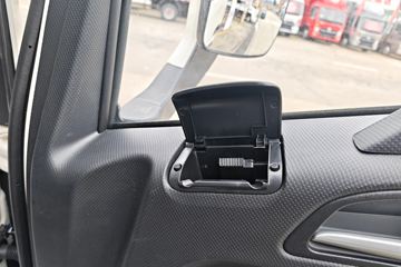 ����˧��ES6 ���Ŵ��綯��դʽ�Ῠ ����ʱ��140kWhͼƬ