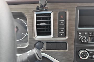 ����˧��ES6 ���Ŵ��綯��դʽ�Ῠ ����ʱ��140kWhͼƬ