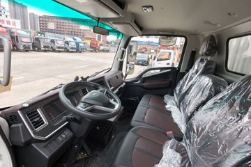 ����˧��ES6 ���Ŵ��綯��դʽ�Ῠ ����ʱ��140kWhͼƬ