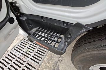 ����˧��ES6 ���Ŵ��綯��դʽ�Ῠ ����ʱ��140kWhͼƬ