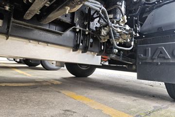 ����˧��ES6 ���Ŵ��綯��դʽ�Ῠ ����ʱ��140kWhͼƬ