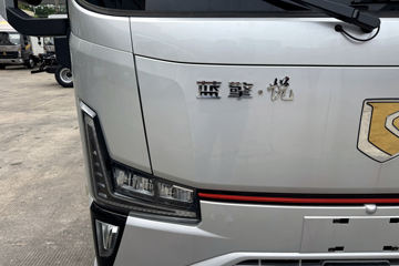 ���桤��X7 ���� ��ɲ 4.18�׵��Ŵ��綯��ʽ�Ῠ ����200.3kWhͼƬ