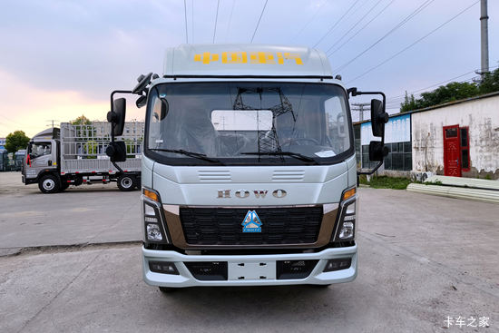 ����HOWOͳ˧ 4.6�׵��Ŵ��綯��դʽ�Ῠ �й�����134.02kWh