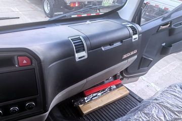 ����HOWO�Ῠ���� 2.5L���� 160���� ��ʿ��6�� 4.15�׵��������ῨͼƬ