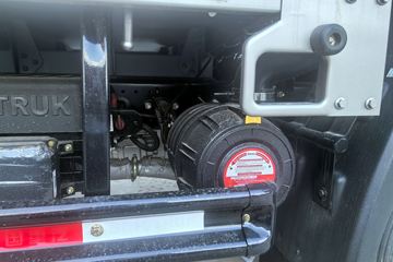 ����HOWO�Ῠ���� 2.5L���� 160���� ��ʿ��6�� 4.15�׵��������ῨͼƬ