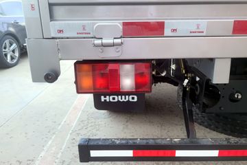 ����HOWO�Ῠ���� 2.5L���� 160���� ��ʿ��6�� 4.15�׵��������ῨͼƬ