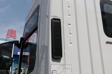 ������弫��궥 4.2�׵��Ŵ��綯��դʽ�Ῠ ����ʱ��165.15kWhͼƬ