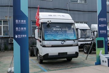 ������弫��궥 4.2�׵��Ŵ��綯��դʽ�Ῠ ����ʱ��165.15kWhͼƬ