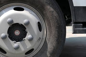 ������弫��궥 4.2�׵��Ŵ��綯��դʽ�Ῠ ����ʱ��165.15kWhͼƬ