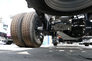 ������弫��궥 4.2�׵��Ŵ��綯��դʽ�Ῠ ����ʱ��165.15kWhͼƬ