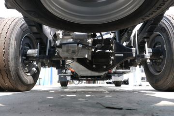 ������弫��궥 4.2�׵��Ŵ��綯��դʽ�Ῠ ����ʱ��165.15kWhͼƬ