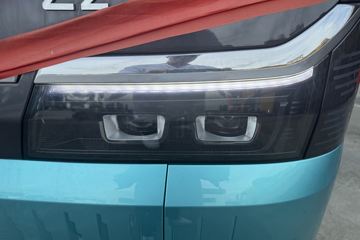 ����ŷ����Z 4.2�׵��Ŵ��綯��դʽ�Ῠ ����ʱ��140.41kWhͼƬ