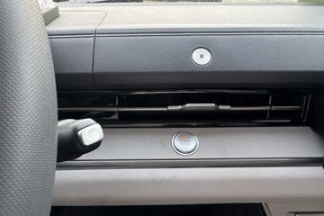 ����ŷ����Z 4.2�׵��Ŵ��綯��դʽ�Ῠ ����ʱ��140.41kWhͼƬ