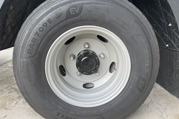 ����ŷ����Z 4.2�׵��Ŵ��綯��դʽ�Ῠ ����ʱ��140.41kWhͼƬ