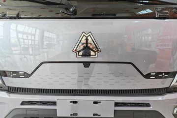 ����HOWO ͳ˧PRO X8 2.5L���� 185���� ��ʿ��12�� ��ɲ 5.15�׵�����ʽ�ῨͼƬ