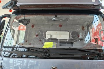 ����HOWO ͳ˧PRO X8 2.5L���� 185���� ��ʿ��12�� ��ɲ 5.15�׵�����ʽ�ῨͼƬ