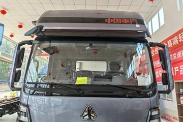 ����HOWO ͳ˧PRO X8 2.5L���� 185���� ��ʿ��12�� ��ɲ 5.15�׵�����ʽ�ῨͼƬ