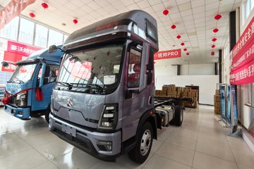 ����HOWO ͳ˧PRO X8 2.5L���� 185���� ��ʿ��12�� ��ɲ 5.15�׵�����ʽ�ῨͼƬ