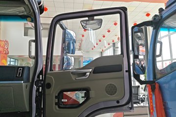 ����HOWO ͳ˧PRO X8 2.5L���� 185���� ��ʿ��12�� ��ɲ 5.15�׵�����ʽ�ῨͼƬ
