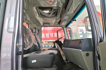 ����HOWO ͳ˧PRO X8 2.5L���� 185���� ��ʿ��12�� ��ɲ 5.15�׵�����ʽ�ῨͼƬ