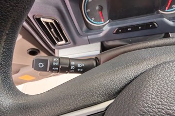 ����HOWO ͳ˧PRO X8 2.5L���� 185���� ��ʿ��12�� ��ɲ 5.15�׵�����ʽ�ῨͼƬ