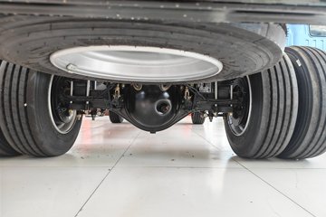 ����HOWO ͳ˧PRO X8 2.5L���� 185���� ��ʿ��12�� ��ɲ 5.15�׵�����ʽ�ῨͼƬ