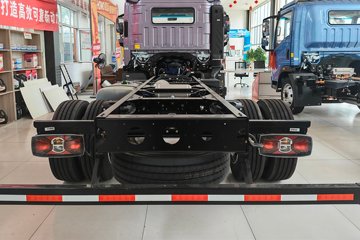 ����HOWO ͳ˧PRO X8 2.5L���� 185���� ��ʿ��12�� ��ɲ 5.15�׵�����ʽ�ῨͼƬ