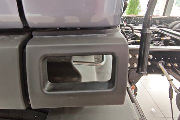 ����HOWO ͳ˧PRO X8 2.5L���� 185���� ��ʿ��12�� ��ɲ 5.15�׵�����ʽ�ῨͼƬ