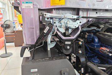 ����HOWO ͳ˧PRO X8 2.5L���� 185���� ��ʿ��12�� ��ɲ 5.15�׵�����ʽ�ῨͼƬ