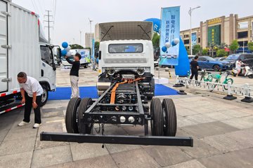 ����Ծ������T1 ��װ�� 4.2�׵��Ŵ��綯��դʽ�Ῠ ����ʱ��120kWhͼƬ