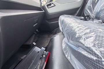 ����Ծ������T1 ��װ�� 4.2�׵��Ŵ��綯��դʽ�Ῠ ����ʱ��120kWhͼƬ