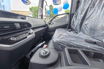 ����Ծ������T1 ��װ�� 4.2�׵��Ŵ��綯��դʽ�Ῠ ����ʱ��120kWhͼƬ