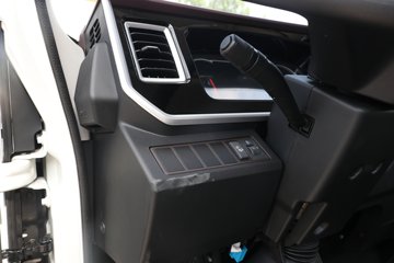 ����˧��ES9 4.18�׵��Ŵ��綯�����Ῠ ����ʱ��140.41kWhͼƬ