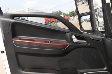 ����˧��ES9 4.18�׵��Ŵ��綯�����Ῠ ����ʱ��140.41kWhͼƬ