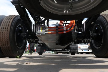 ����˧��ES9 4.18�׵��Ŵ��綯�����Ῠ ����ʱ��140.41kWhͼƬ