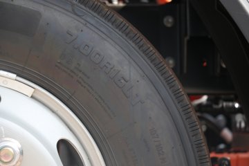 ����˧��ES9 4.18�׵��Ŵ��綯�����Ῠ ����ʱ��140.41kWhͼƬ