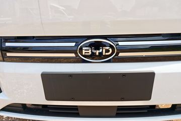 ���ǵ�T4 �Ƽ��� 3.815�׵��Ŵ��綯��ʽ�Ῠ ����82kWhͼƬ