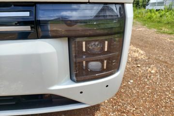 ���ǵ�T4 �Ƽ��� 3.815�׵��Ŵ��綯��ʽ�Ῠ ����82kWhͼƬ