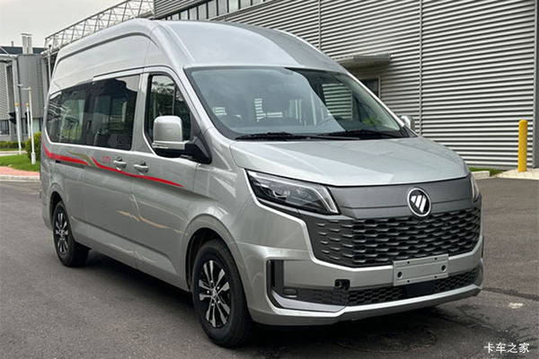 图雅诺X5 2025款 2.0T柴油 152马力 自动长轴 7座高顶轻客