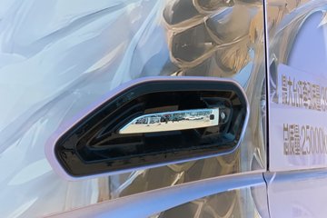 ��������X6000 �����콢 14.6L LNG 630���� 6X4 ��ʿ��12�� AMT�Զ��� ǣ����ͼƬ