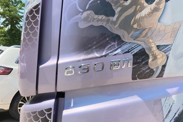 ��������X6000 �����콢 14.6L LNG 630���� 6X4 ��ʿ��12�� AMT�Զ��� ǣ����ͼƬ