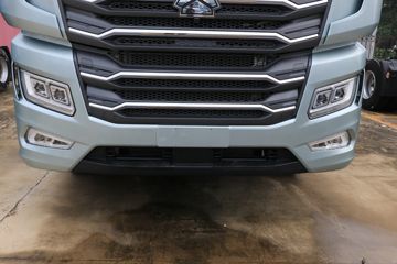 ��������HOWO TS7 14.6L LNG 590���� 6X4 ��ʿ��16�� ǣ����ͼƬ