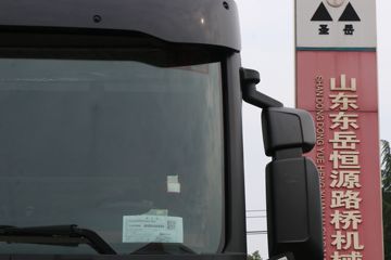 ��������HOWO TS7 14.6L LNG 590���� 6X4 ��ʿ��16�� ǣ����ͼƬ