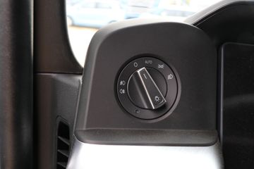 ��������HOWO TS7 14.6L LNG 590���� 6X4 ��ʿ��16�� ǣ����ͼƬ