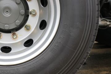 ��������HOWO TS7 14.6L LNG 590���� 6X4 ��ʿ��16�� ǣ����ͼƬ